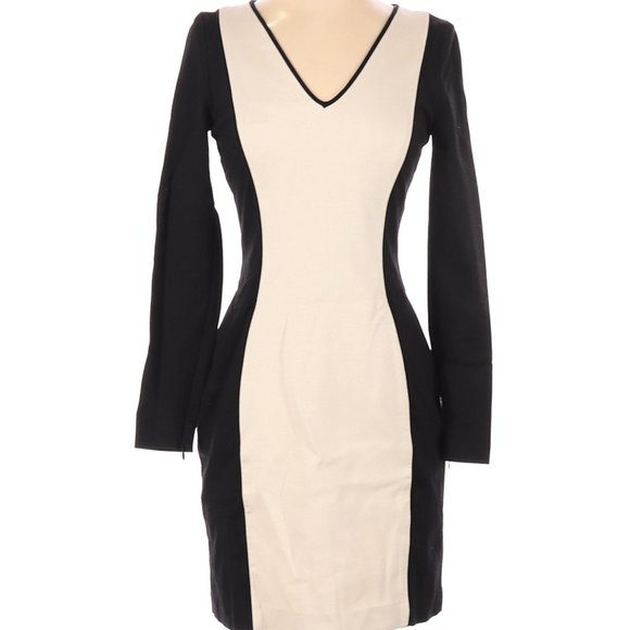 Banana Republic Dresses & Skirts - Banana Republic Monogram colorblock sheath